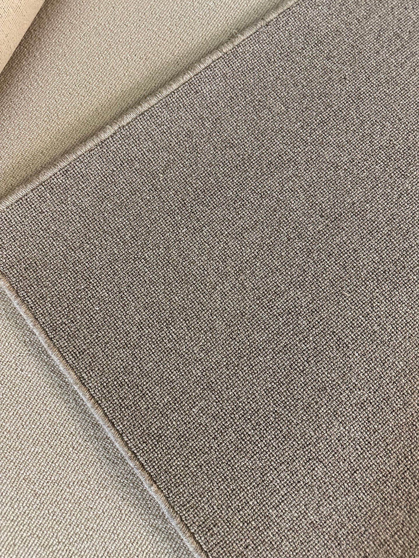 Fenwick 100% wool rug 160cm x 230cm