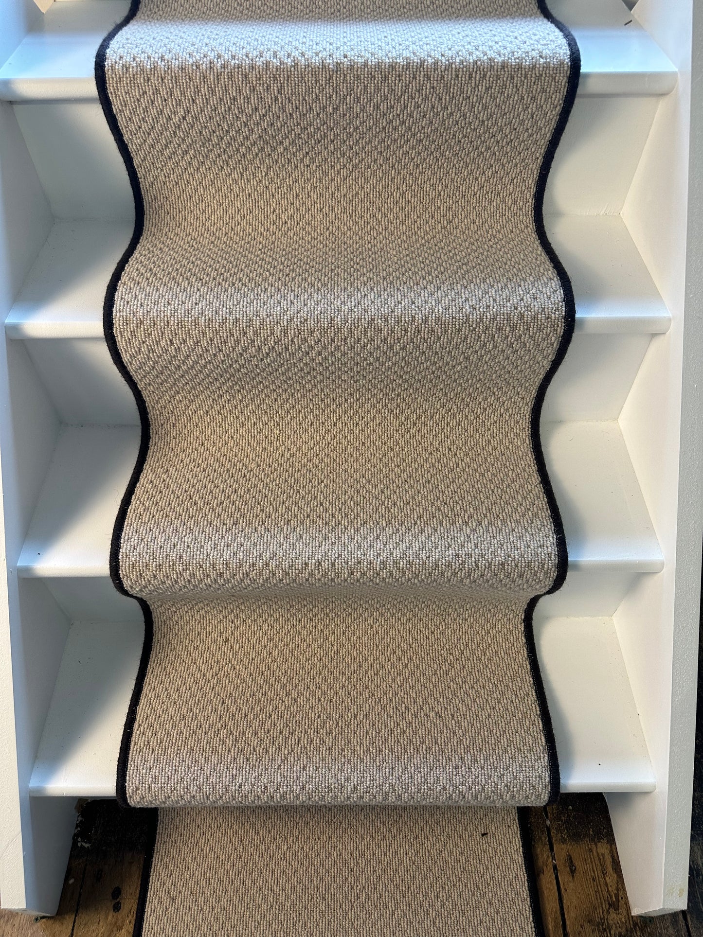 Light beige 100% wool 12 steps