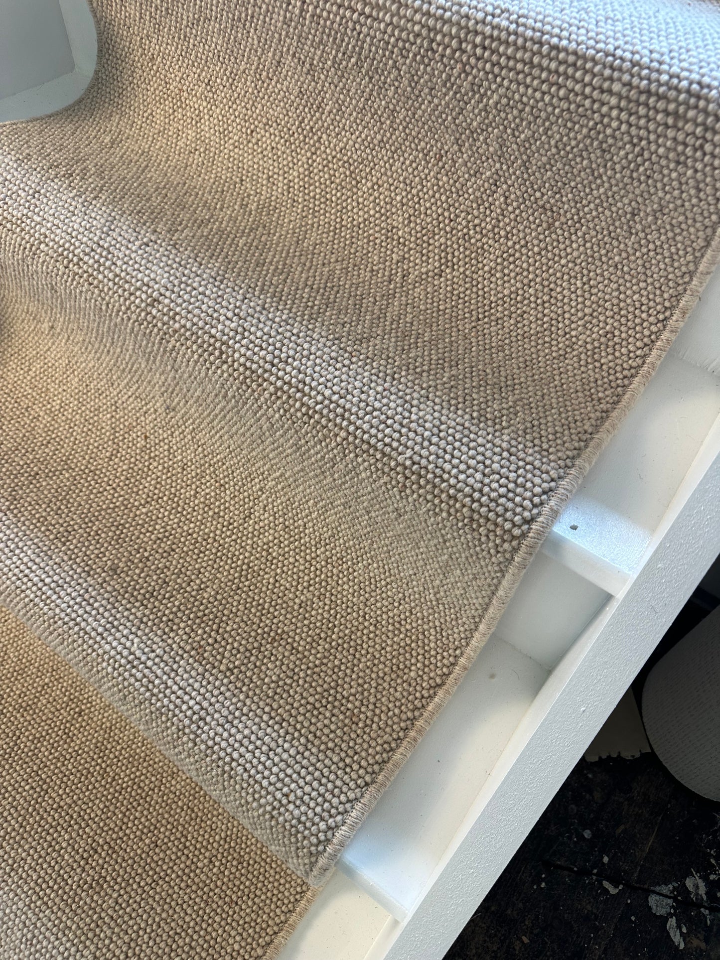 Irish cream 100% wool 16 steps