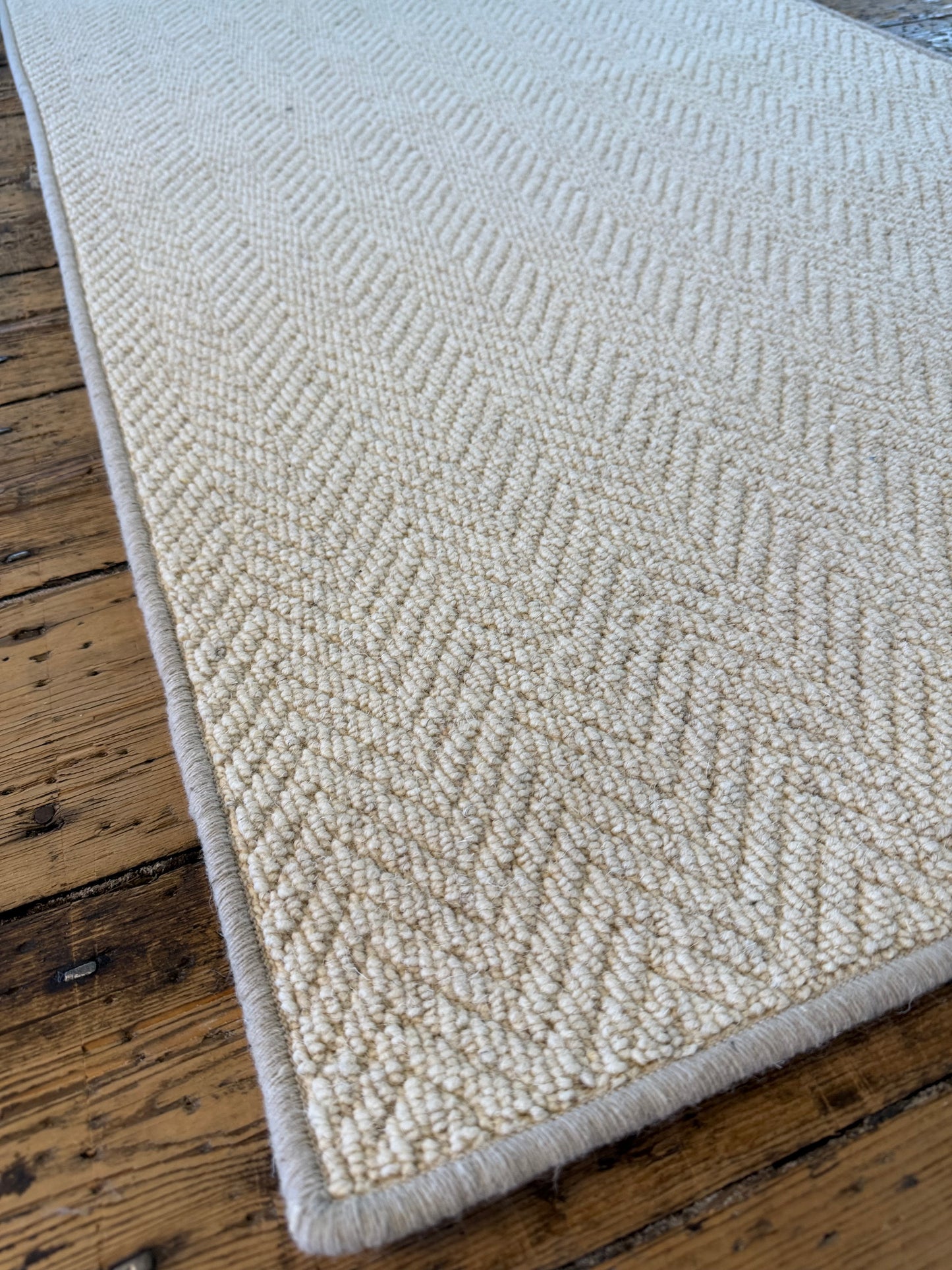 Blanc ivoire 100% wool hallway runner 80cm x 280cm