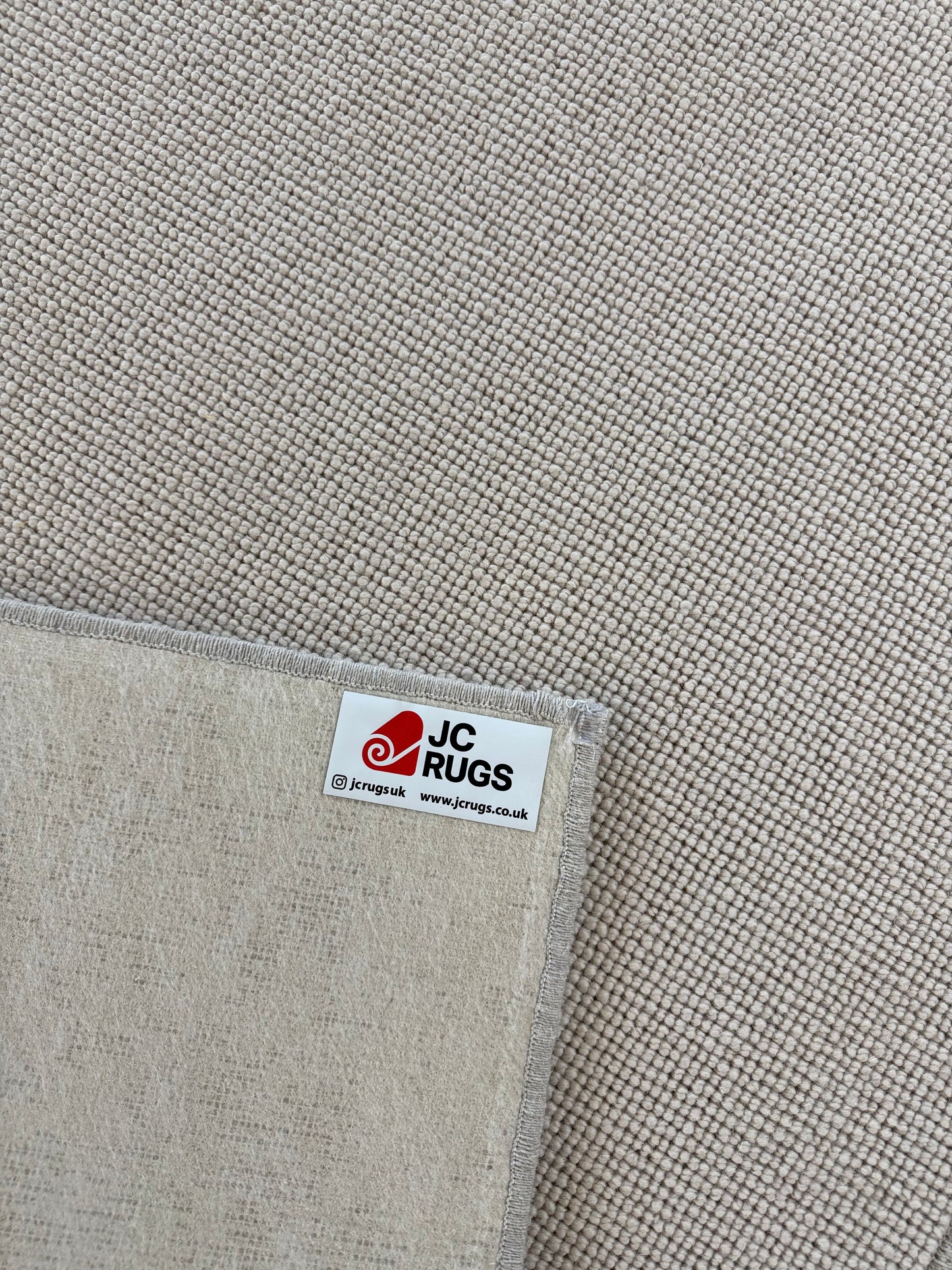 Whisper 100% wool rug 250cm x 350cm