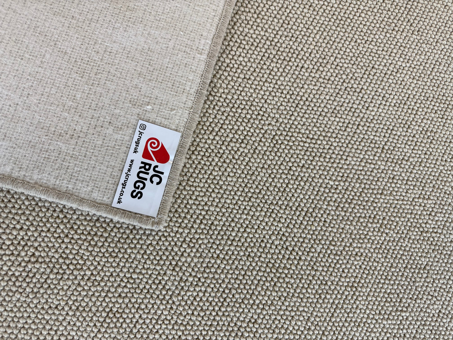 Royal view 100% wool rug 248cm x 368cm