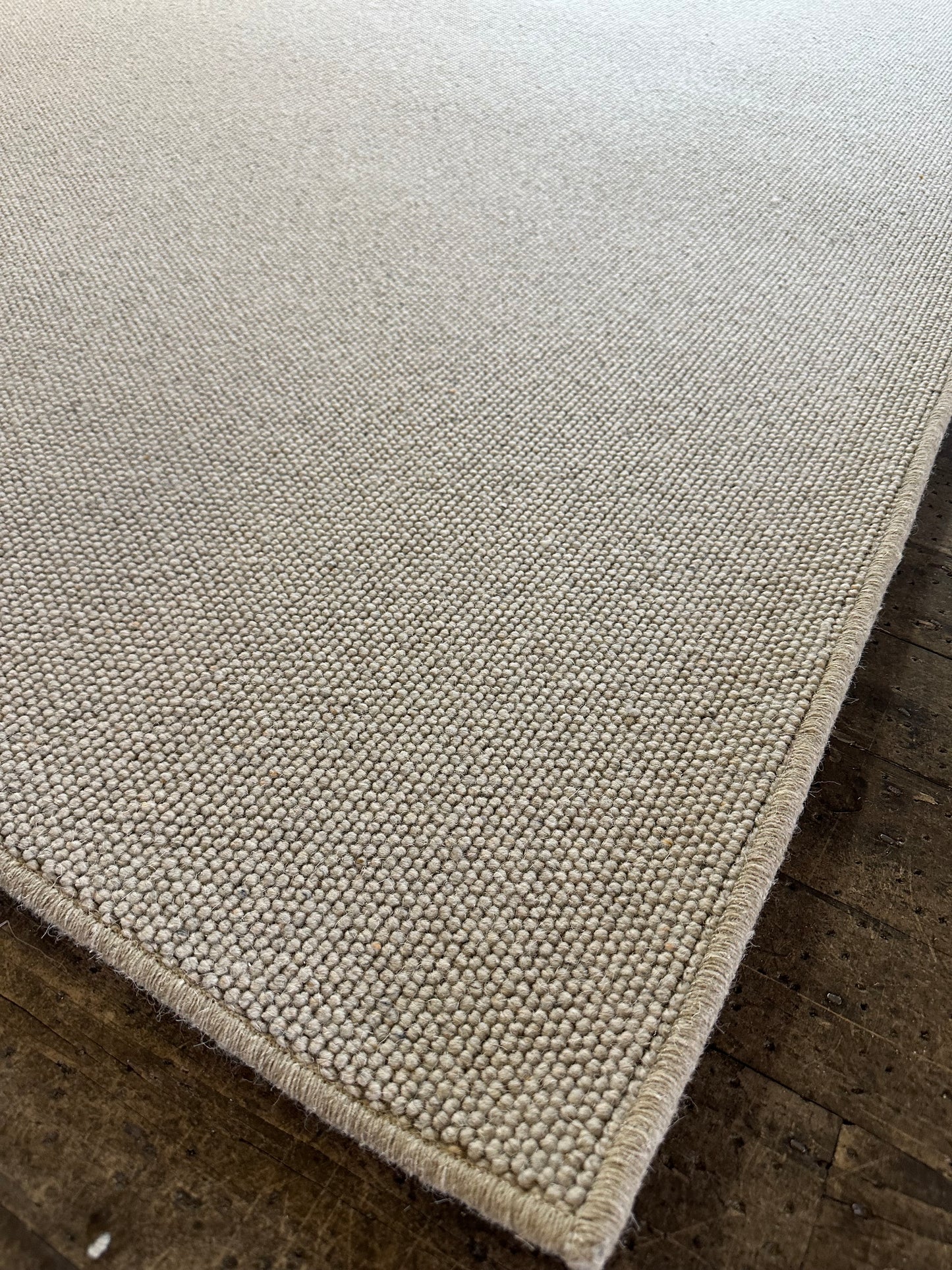 Nutmeg 100% wool rug 200cm x 300cm