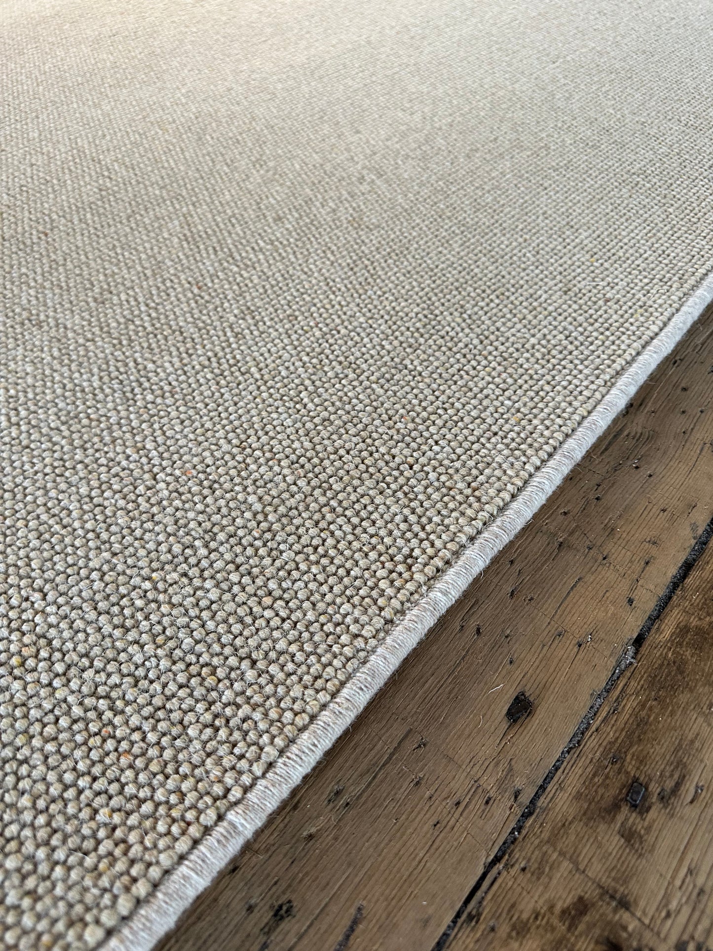 Honey gold 100% wool rug 190cm x 260cm