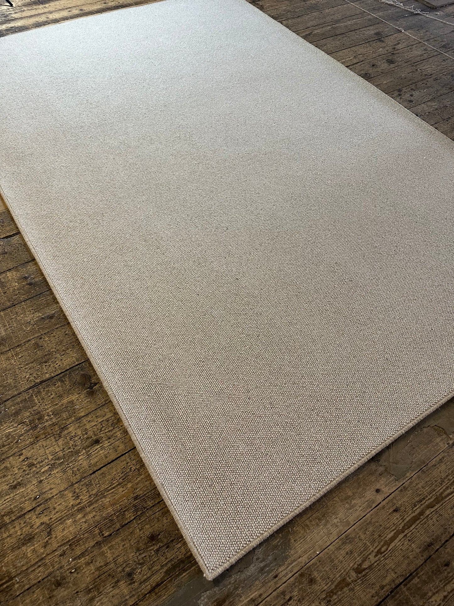 Nutmeg 100% wool rug 200cm x 300cm