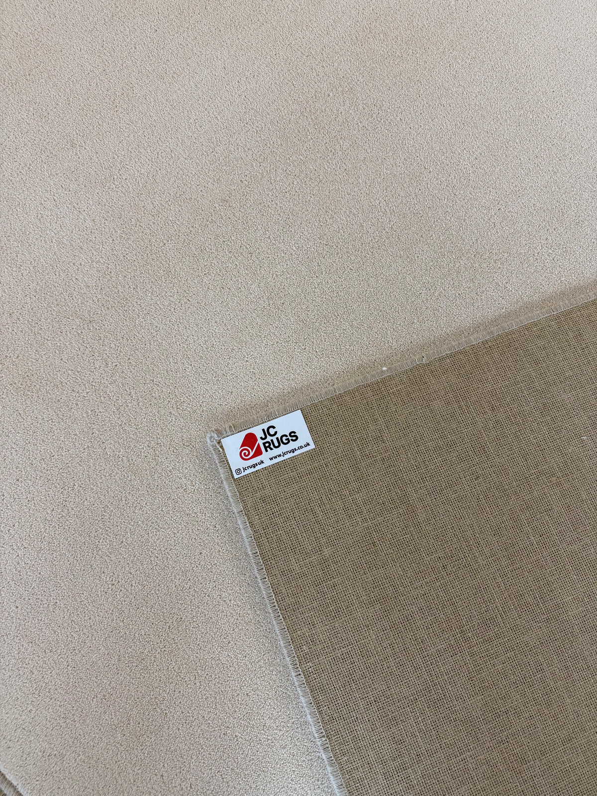 Shell 80/20 wool twist rug 200cm x 247cm
