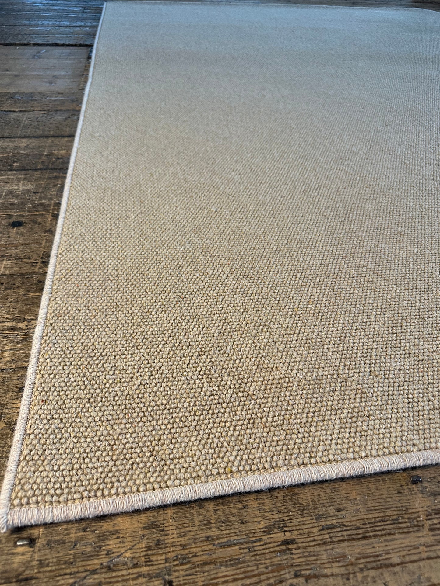 Honey gold 100% wool rug 190cm x 260cm