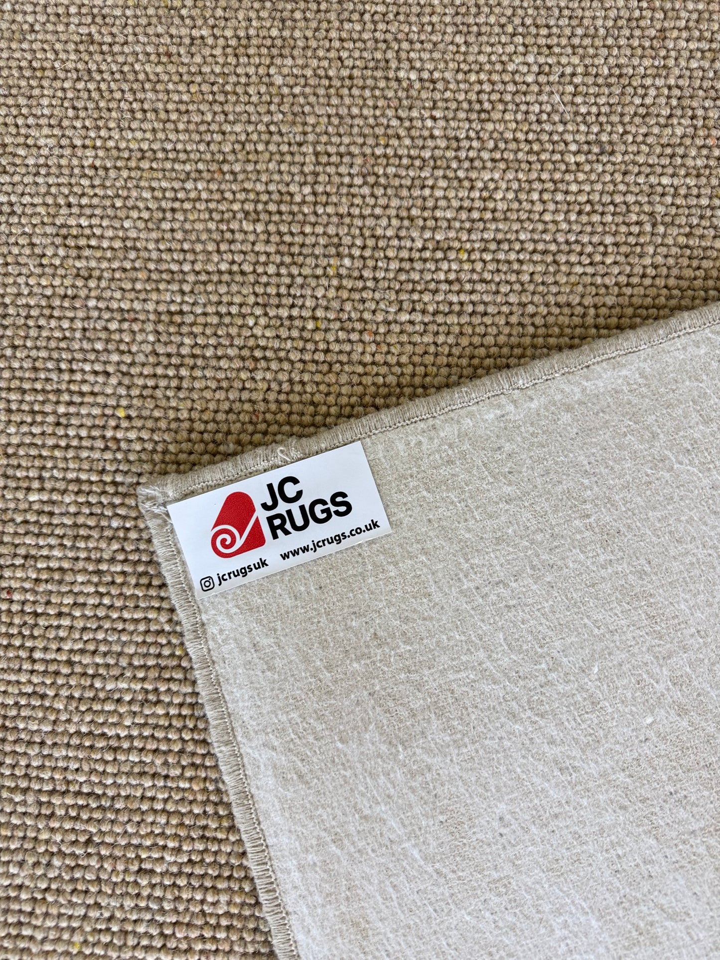 Wheaten 100% wool rug 280cm x 298cm