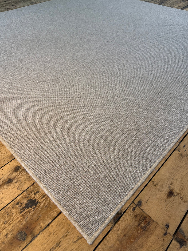 Flaxen 100% wool rug 260cm x 260cm