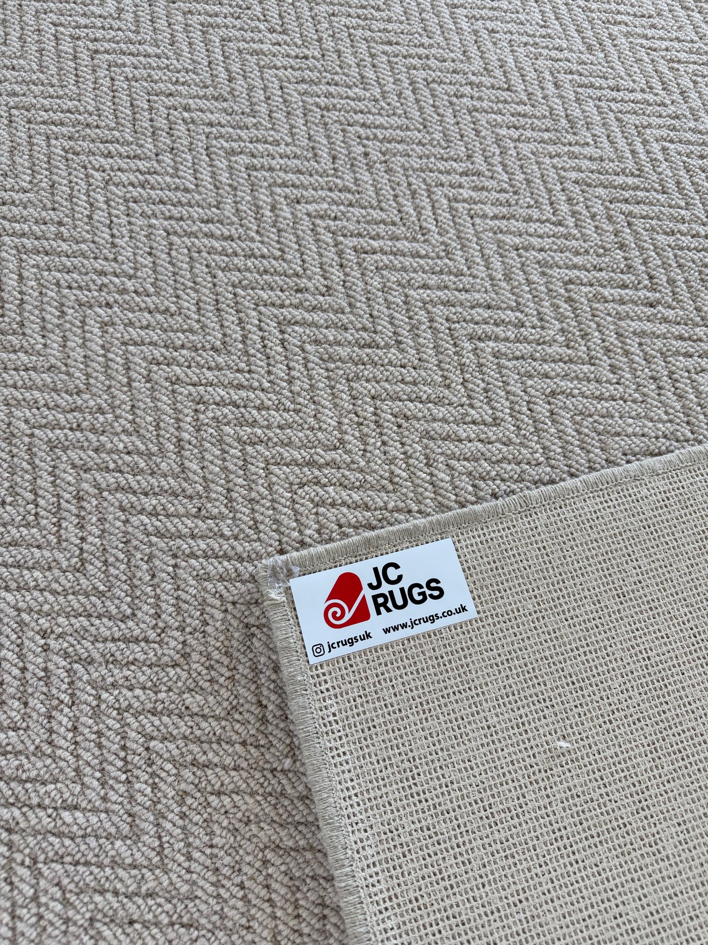 Oxford tone herringbone 100% wool rug 250cm x 349cm