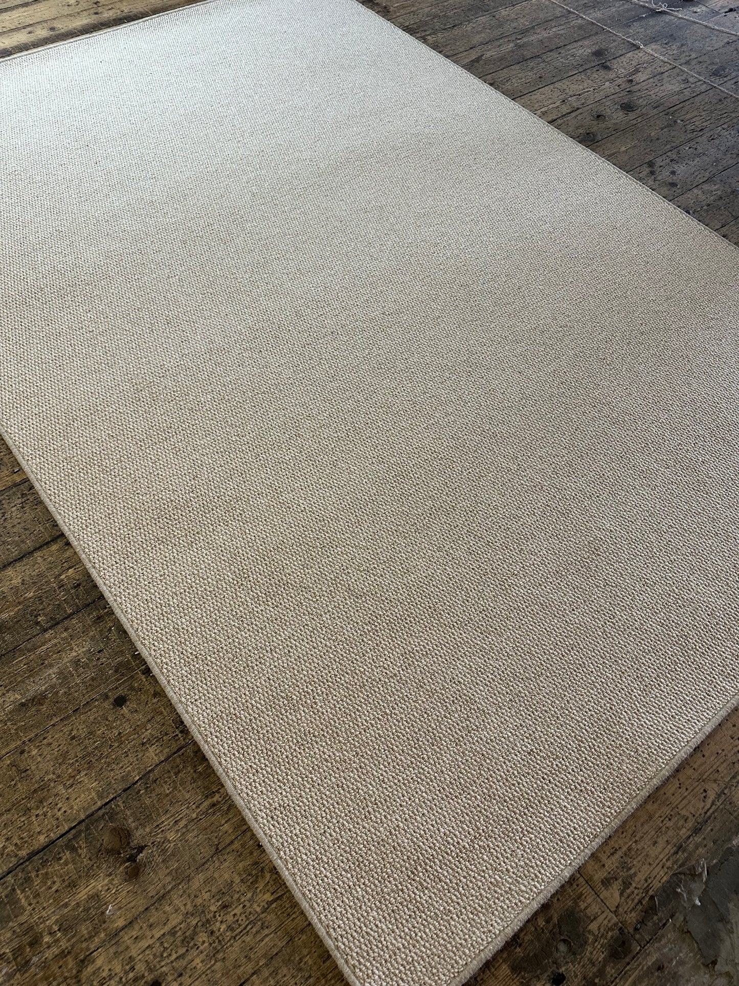 Pine 100% wool rug 188cm x 280cm