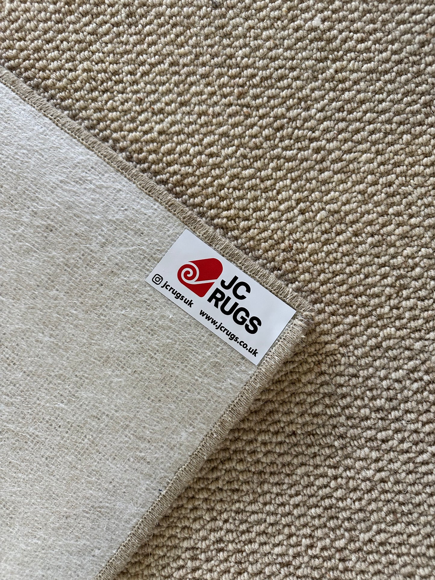 Pine 100% wool rug 188cm x 280cm