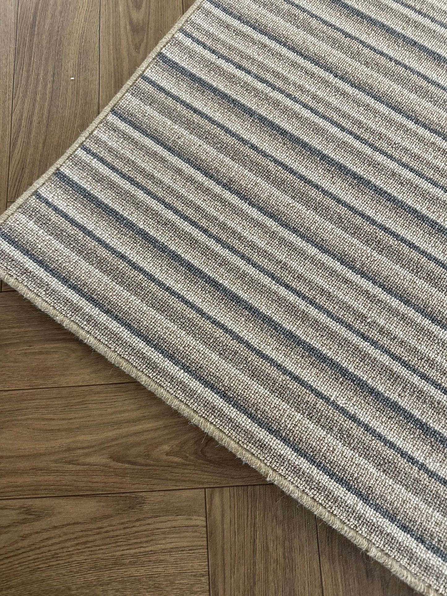 Mirage 100% wool rug 201cm x 300cm