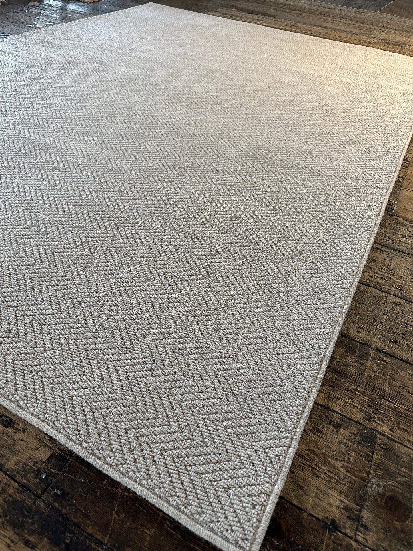Herringbone 100% wool rug 190cm x 260cm