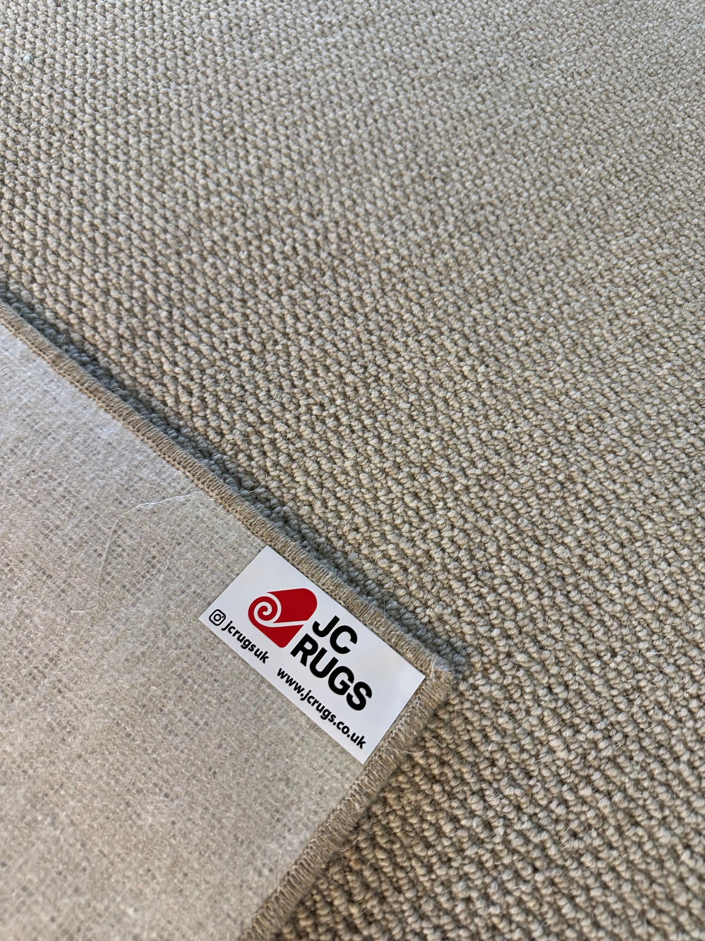 Mushroom 100% wool rug 221cm x 300cm