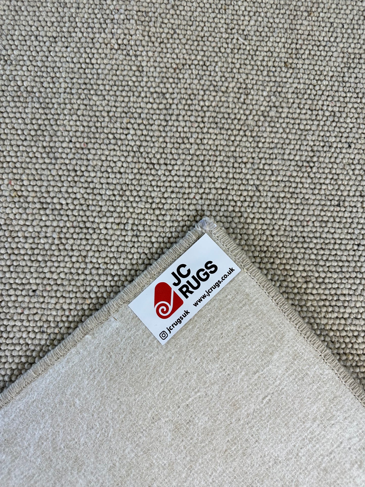 Pumice 100% wool rug 250cm x 350cm
