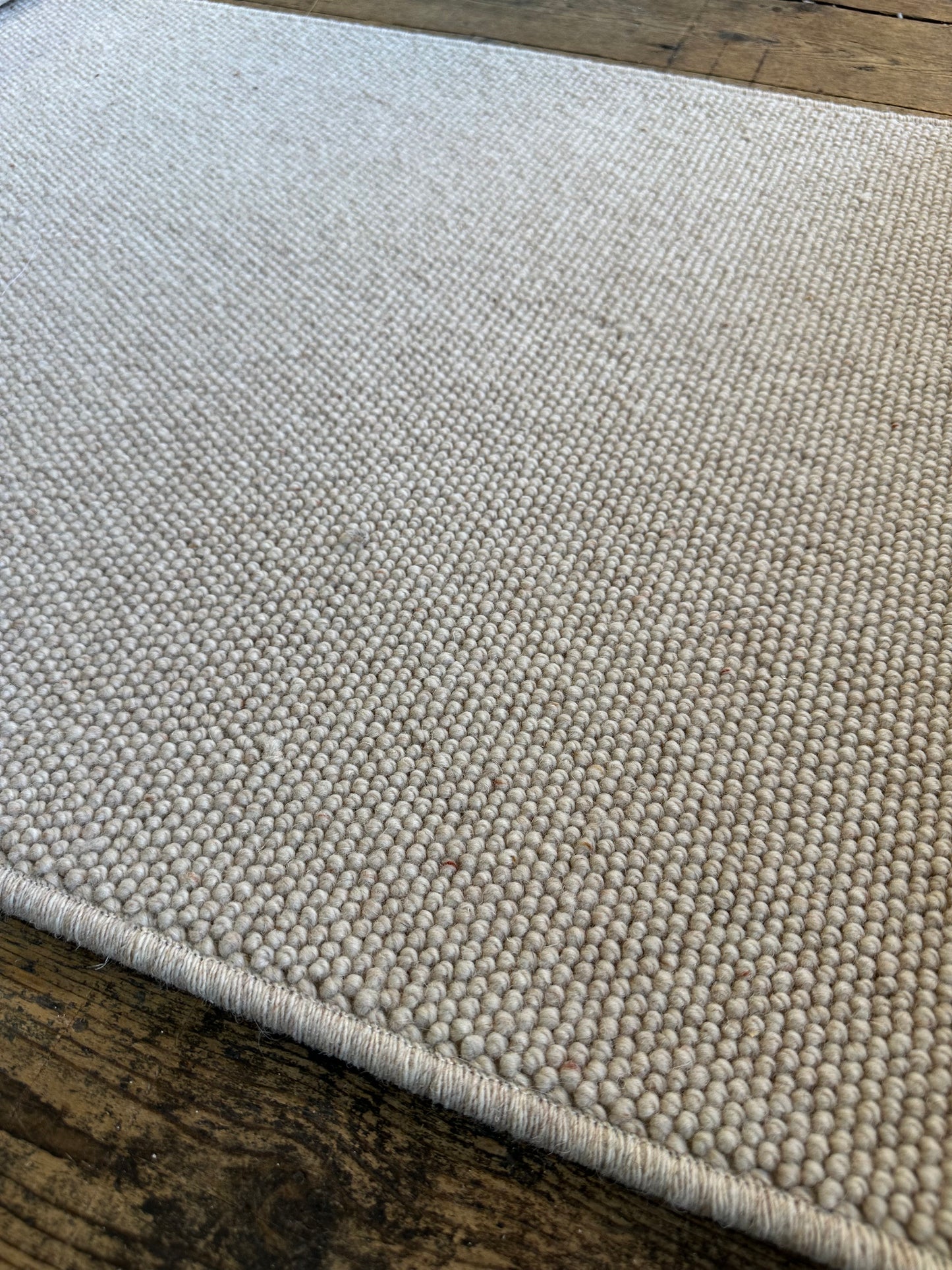 Irish cream 100% wool 16 steps