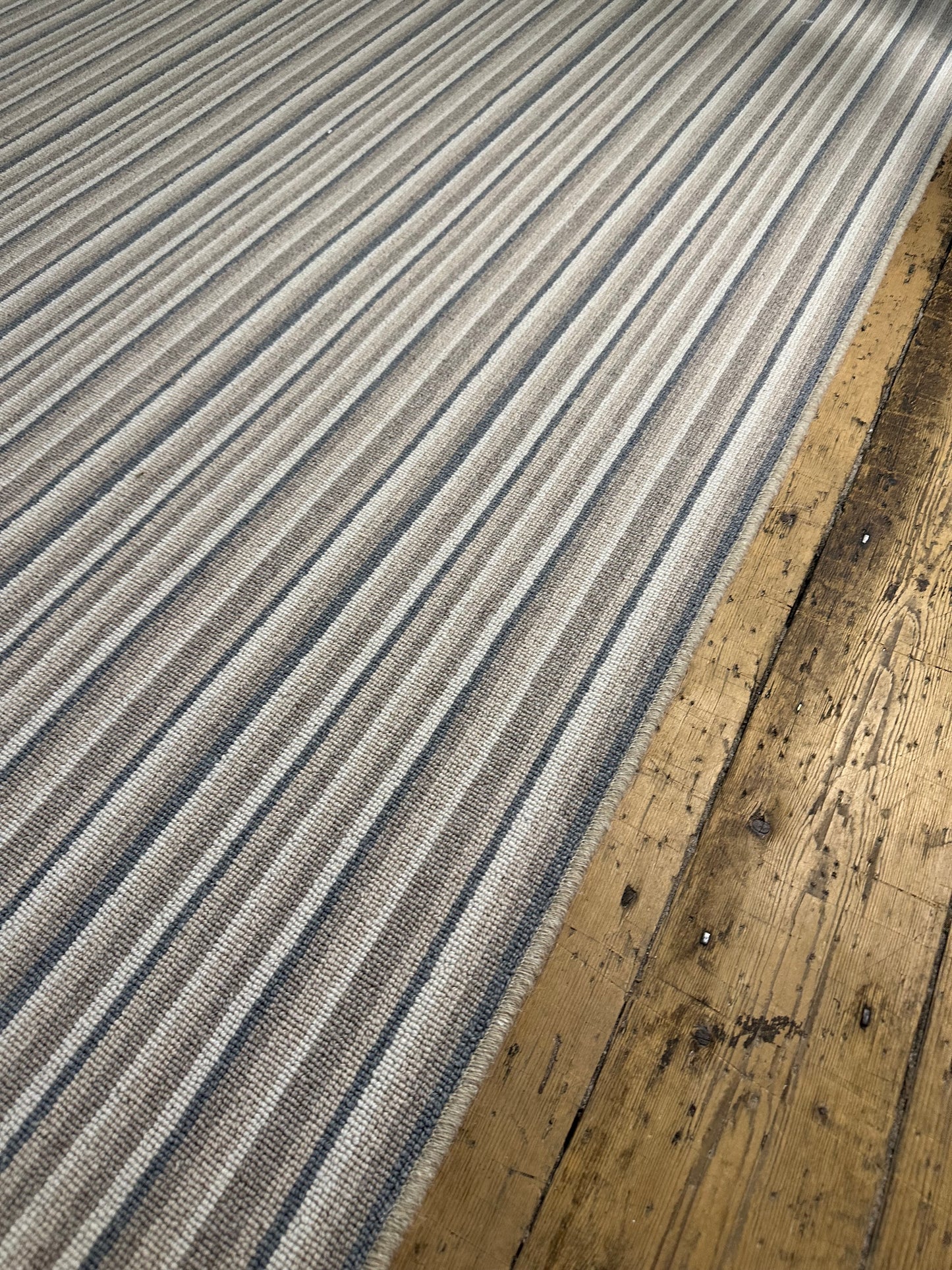 Mirage 100% wool rug 201cm x 300cm
