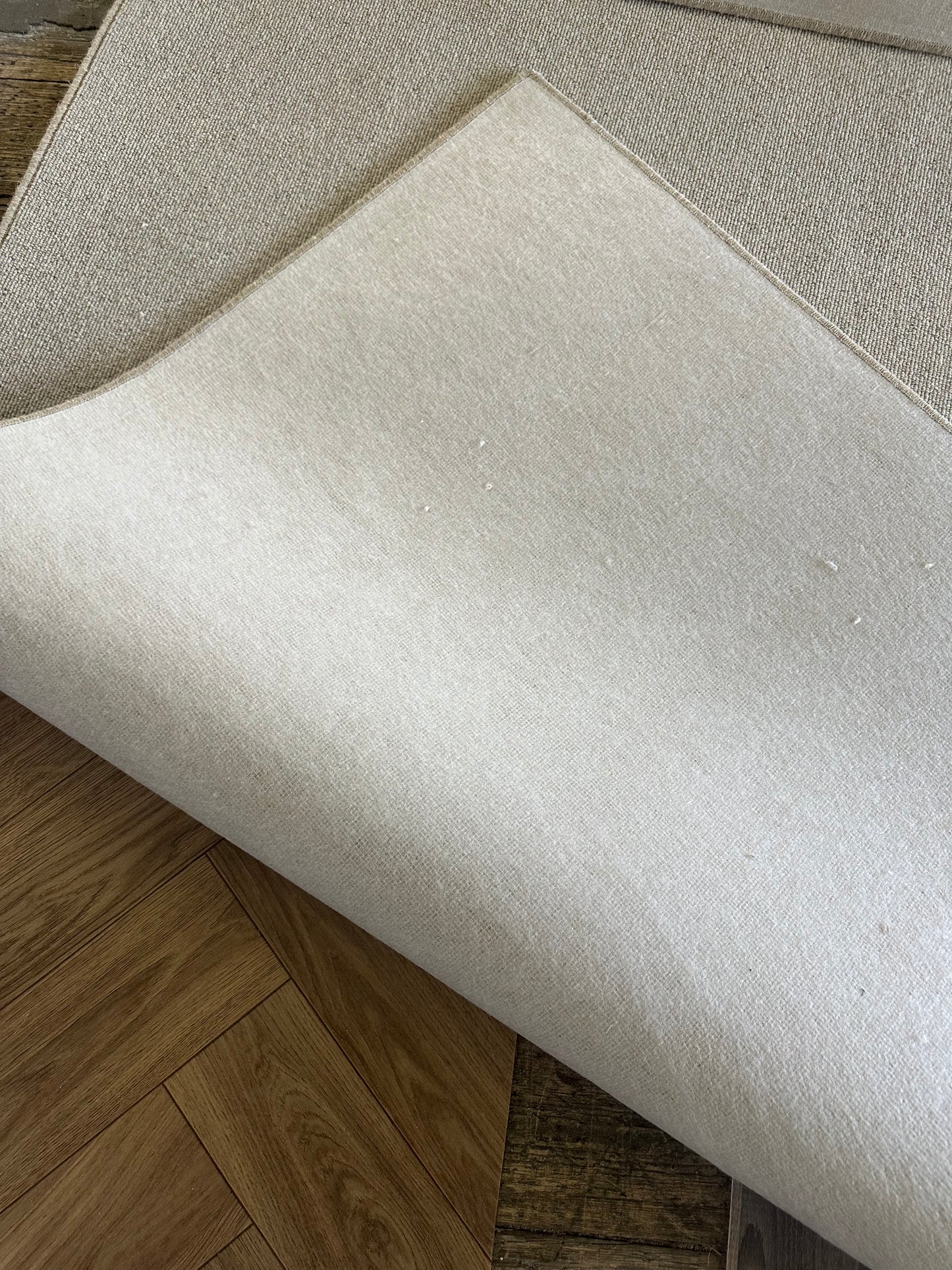 Oatcake 100% wool rug 200cm x 263cm