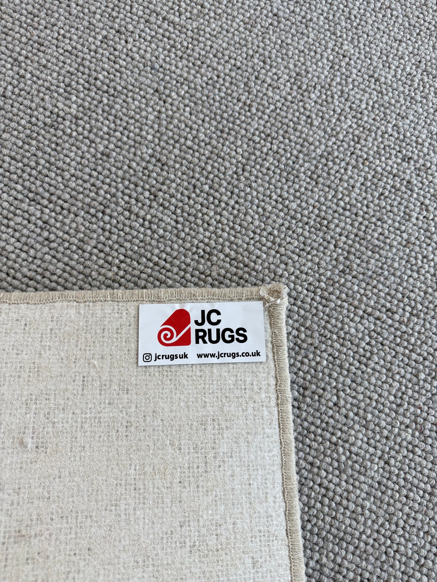 Dolphin grey 100% wool rug 152cm x 257cm