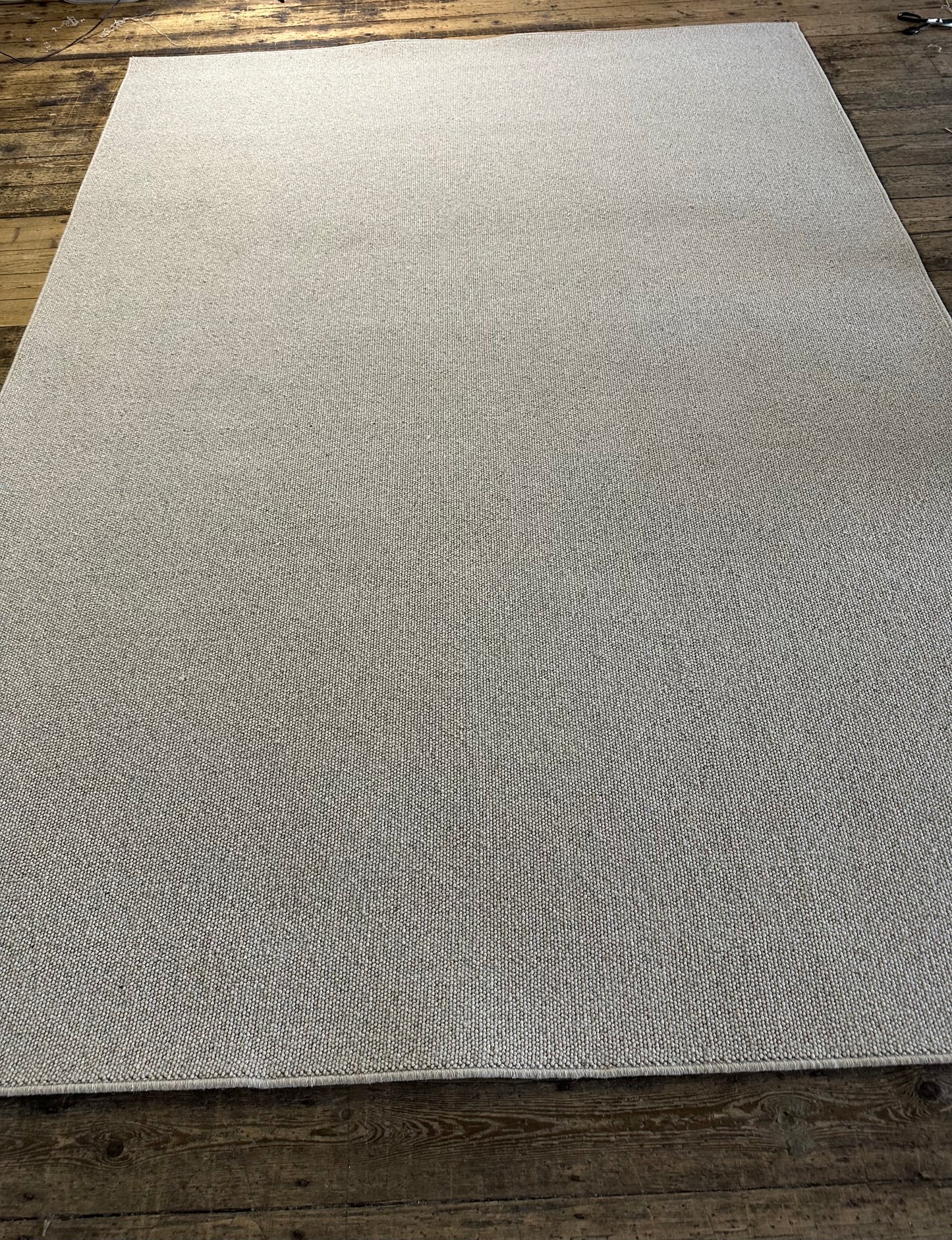 Pumice 100% wool rug 235cm x 328cm