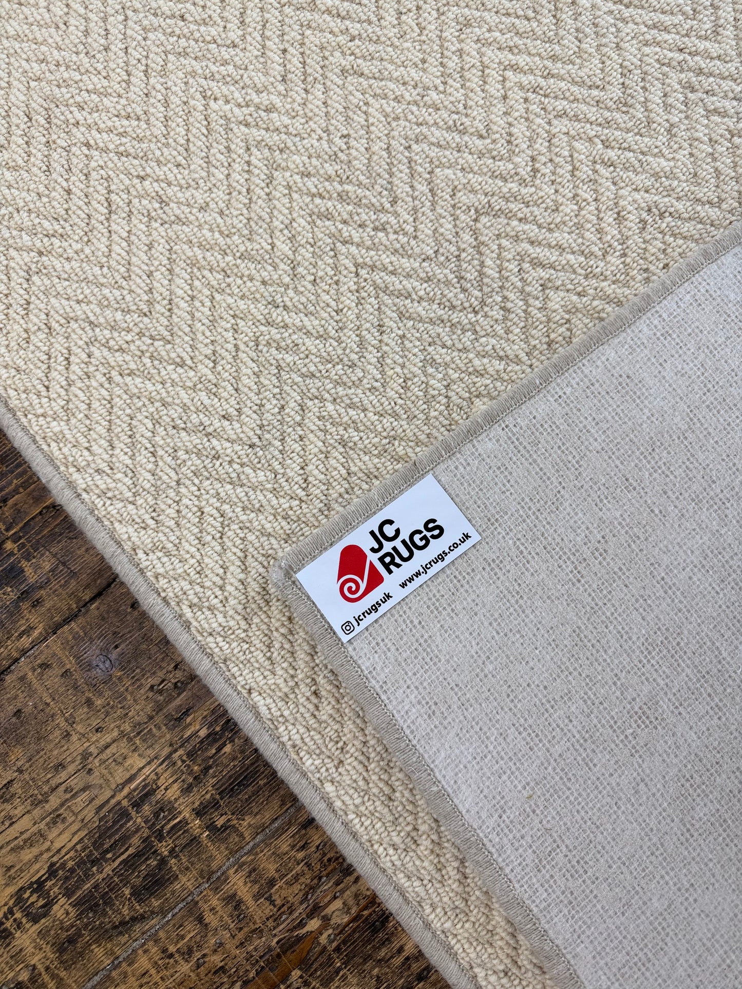 Cream herringbone 100% wool rug 200cm x 300cm