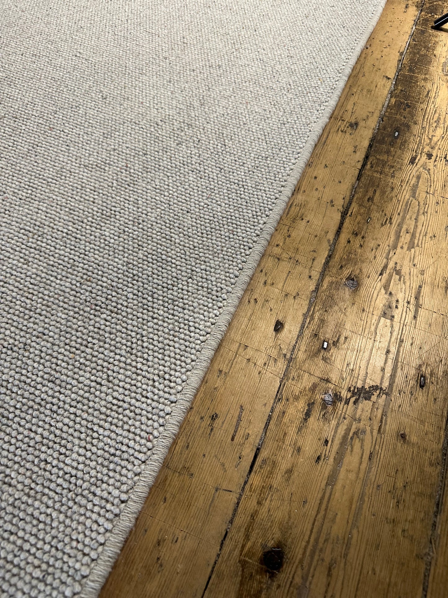 Pumice 100% wool rug 235cm x 328cm