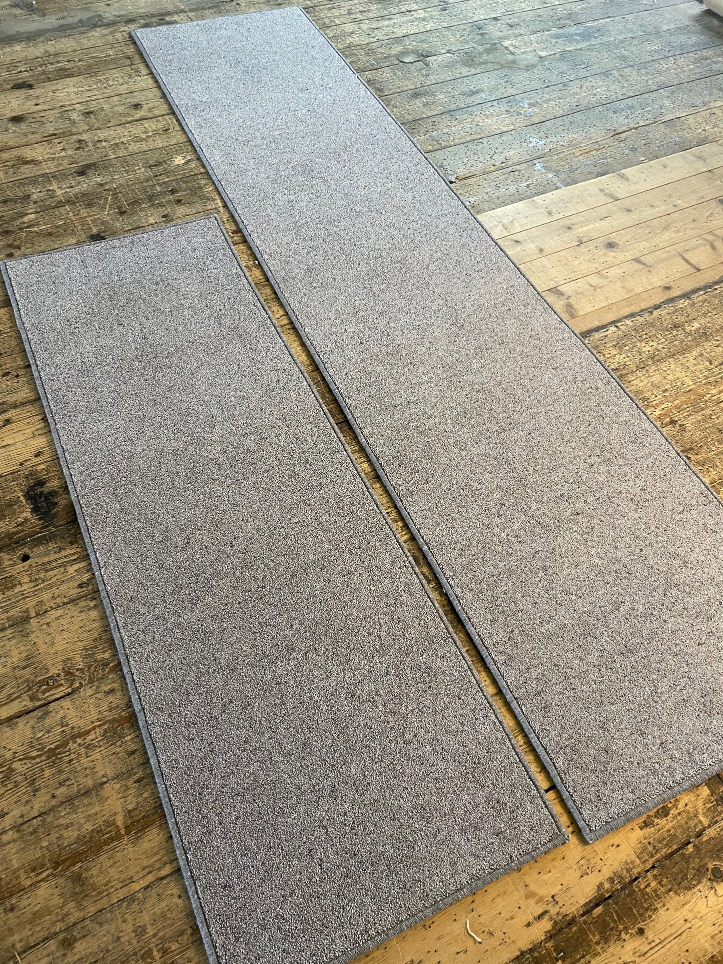 Grey fleck wool runner bundle