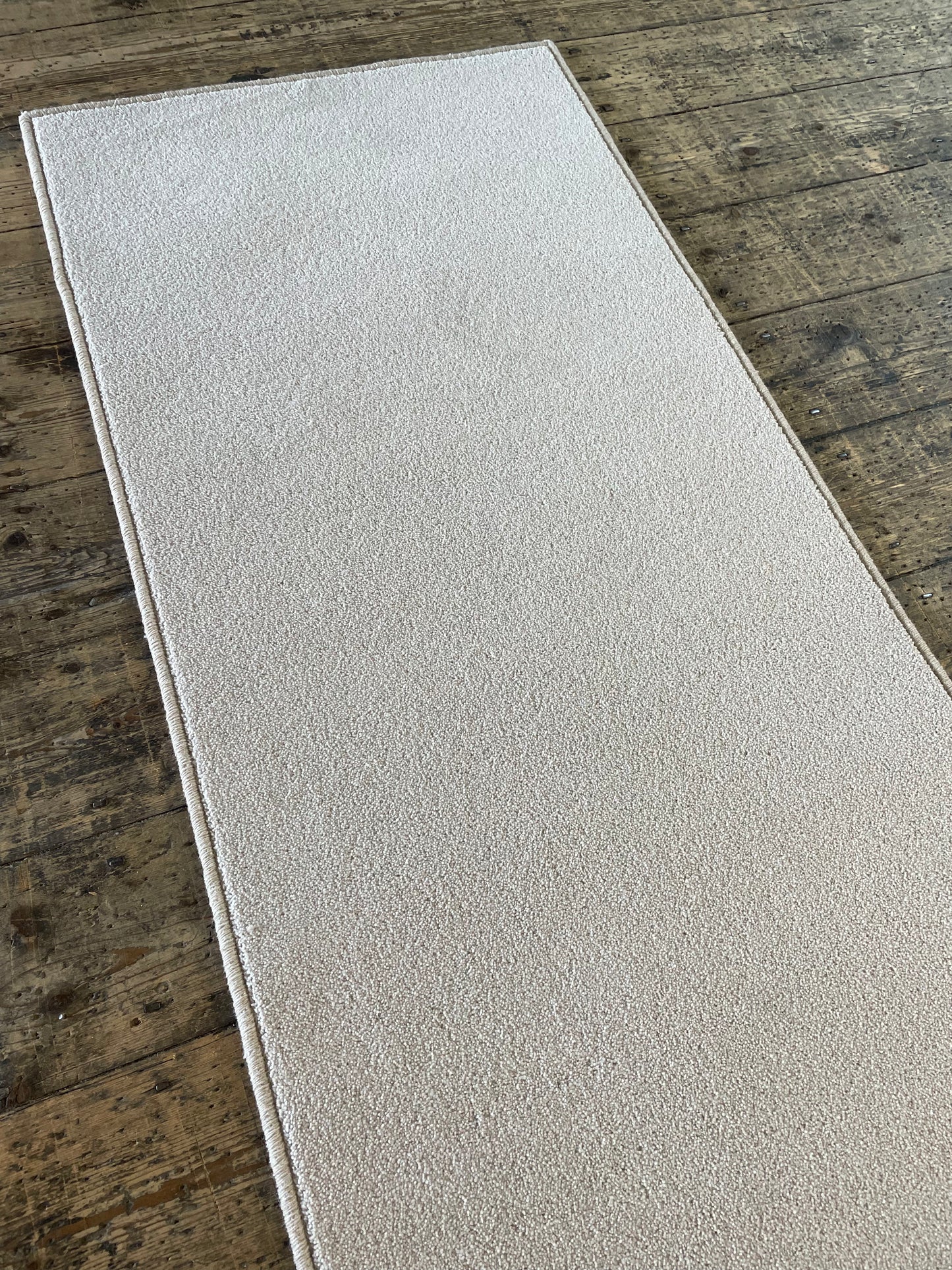 White cream hallway runner 66cm x 211cm