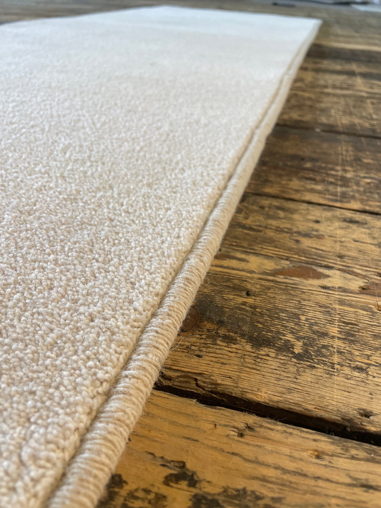 White cream hallway runner 66cm x 211cm