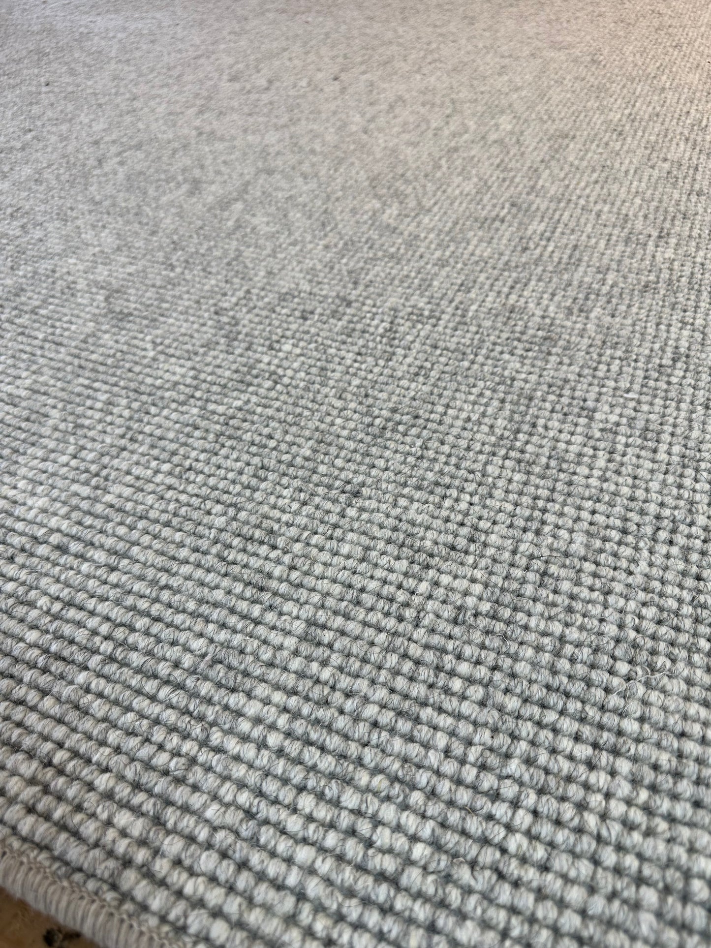 Greige Green tone 100% wool large rug 231cm x 298cm