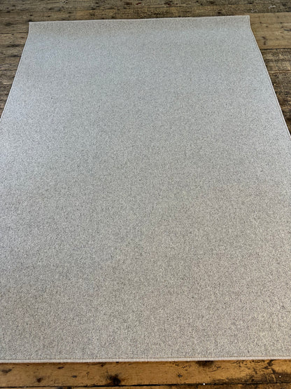 Bone 100% wool rug 189cm x 250cm