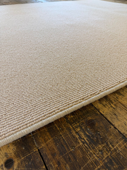 Champagne 100% wool rug 180cm x 280cm