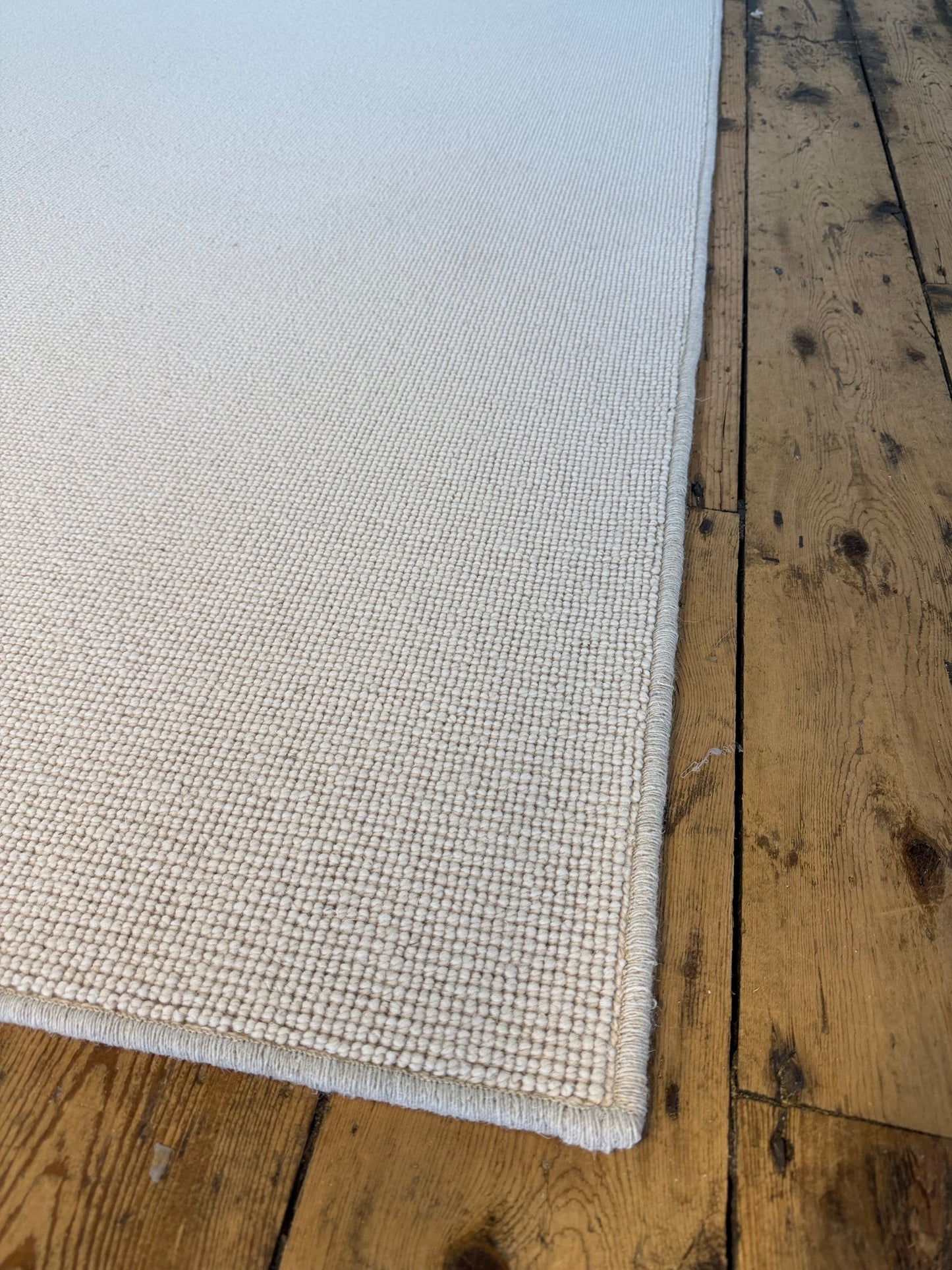 Whisper 100% wool rug 193cm x 290cm