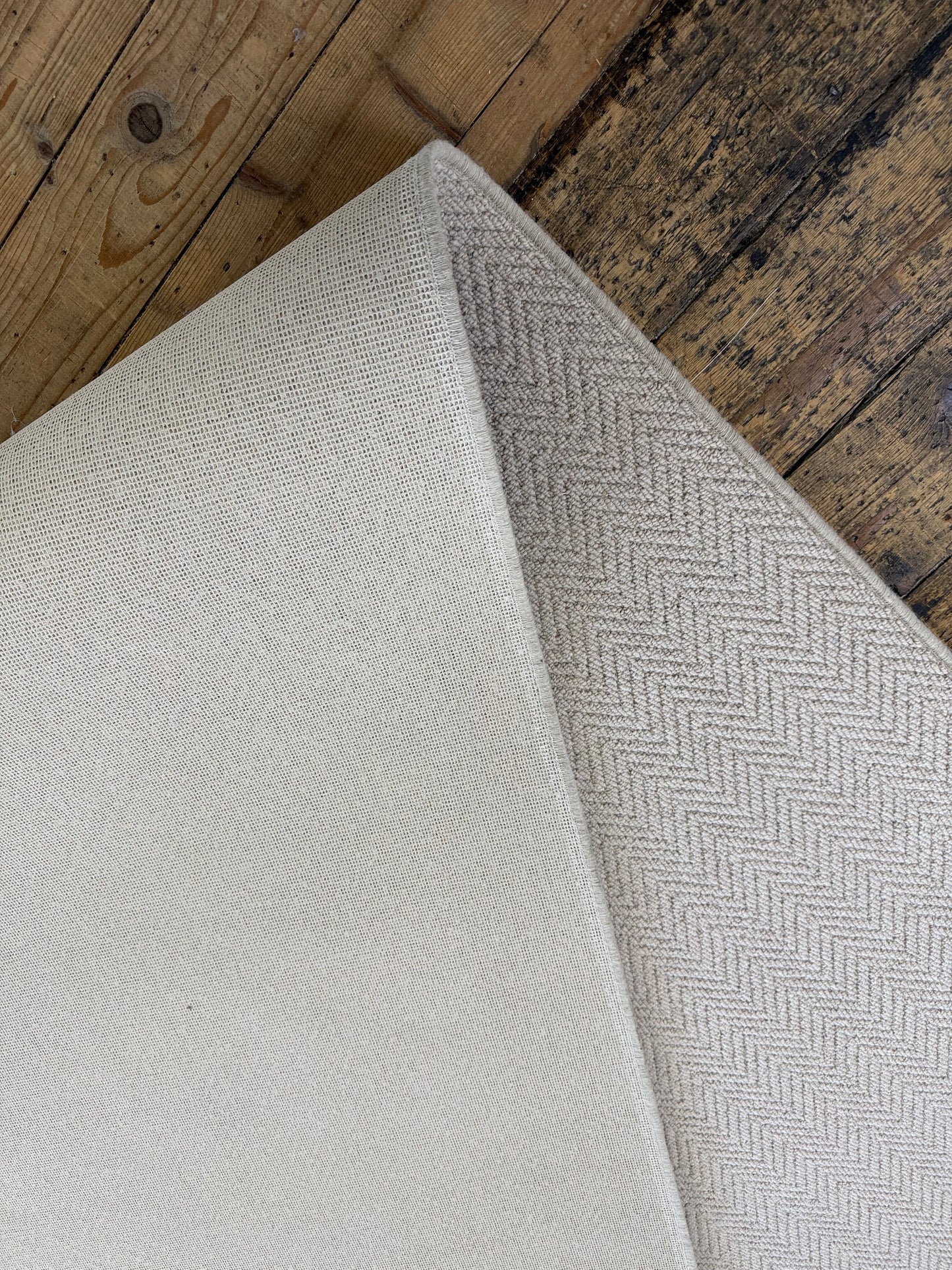 Oxford tone herringbone 100% wool rug 250cm x 349cm