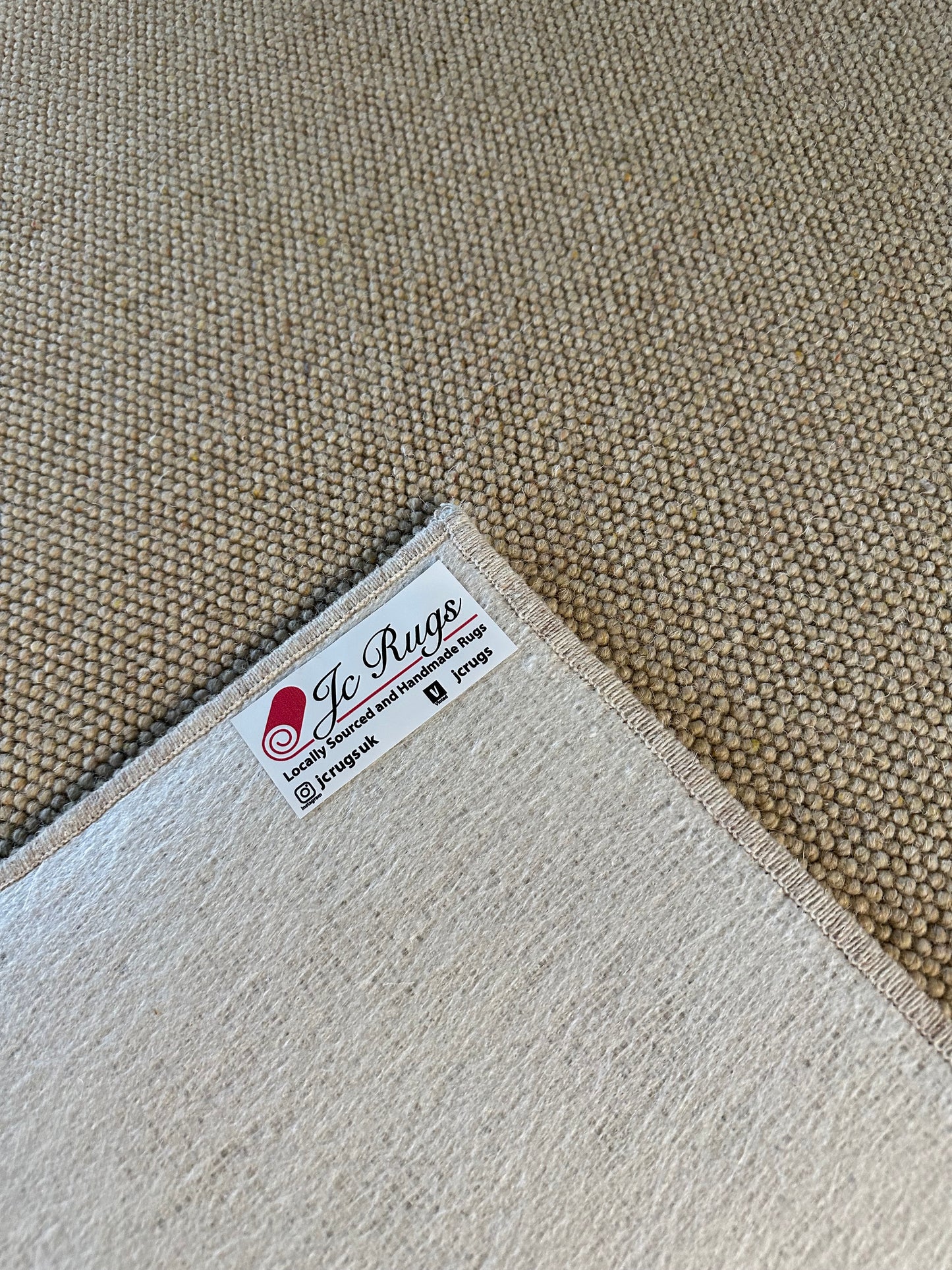 Honey gold 100% wool rug 190cm x 260cm