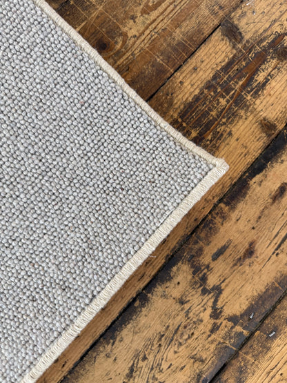 Dolphin grey 100% wool rug 152cm x 257cm