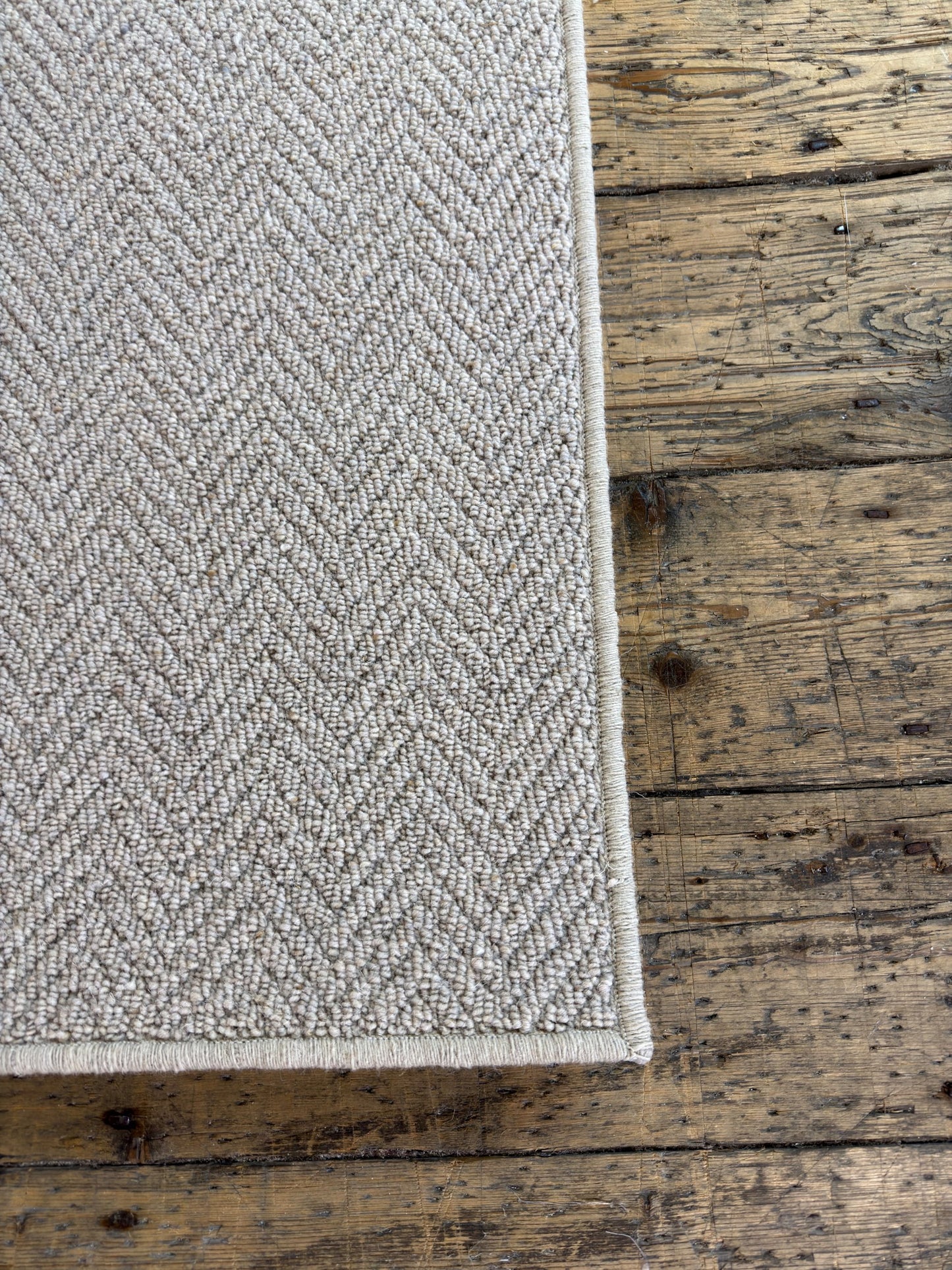 Harvest herringbone 100% wool rug 212cm x 273cm