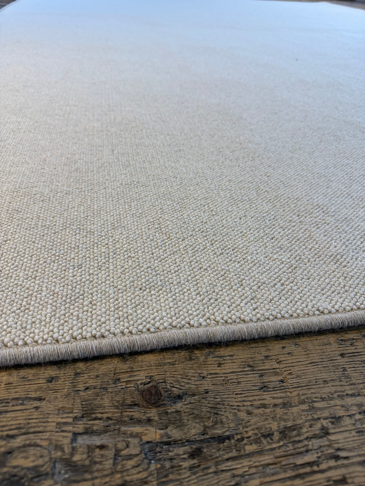 Lapwing 100% wool rug 240cm x 340cm