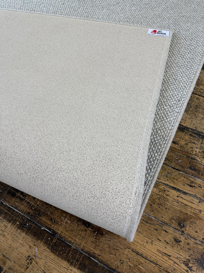 Lunar 100% wool rug 255cm x 368cm