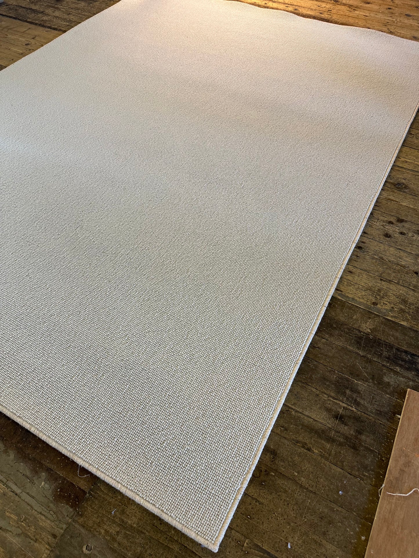 Perendale 100% wool rug 222cm x 300cm