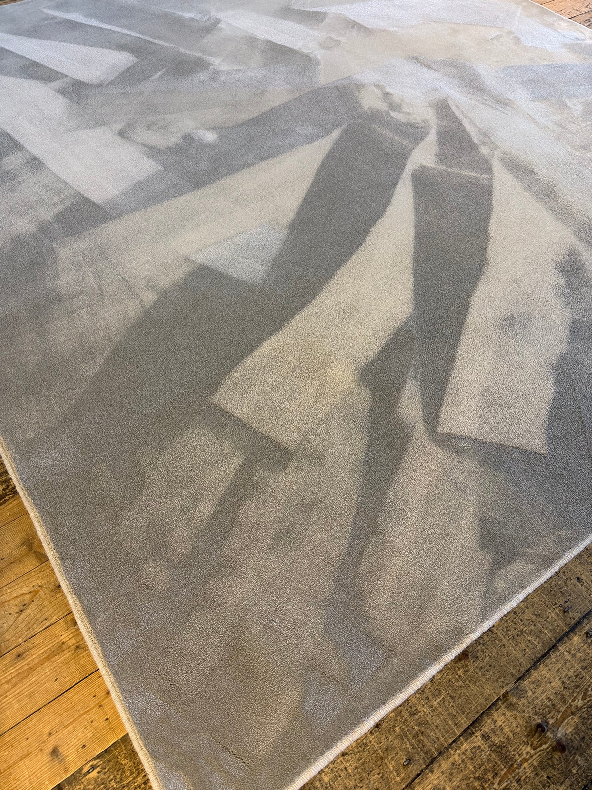 Kensington 100% polypropylene rug 274cm x 299cm