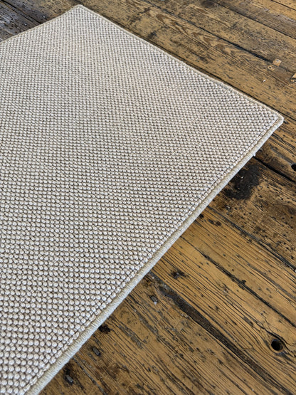 Oatridge 100% wool hallway runner 70cm x 190cm