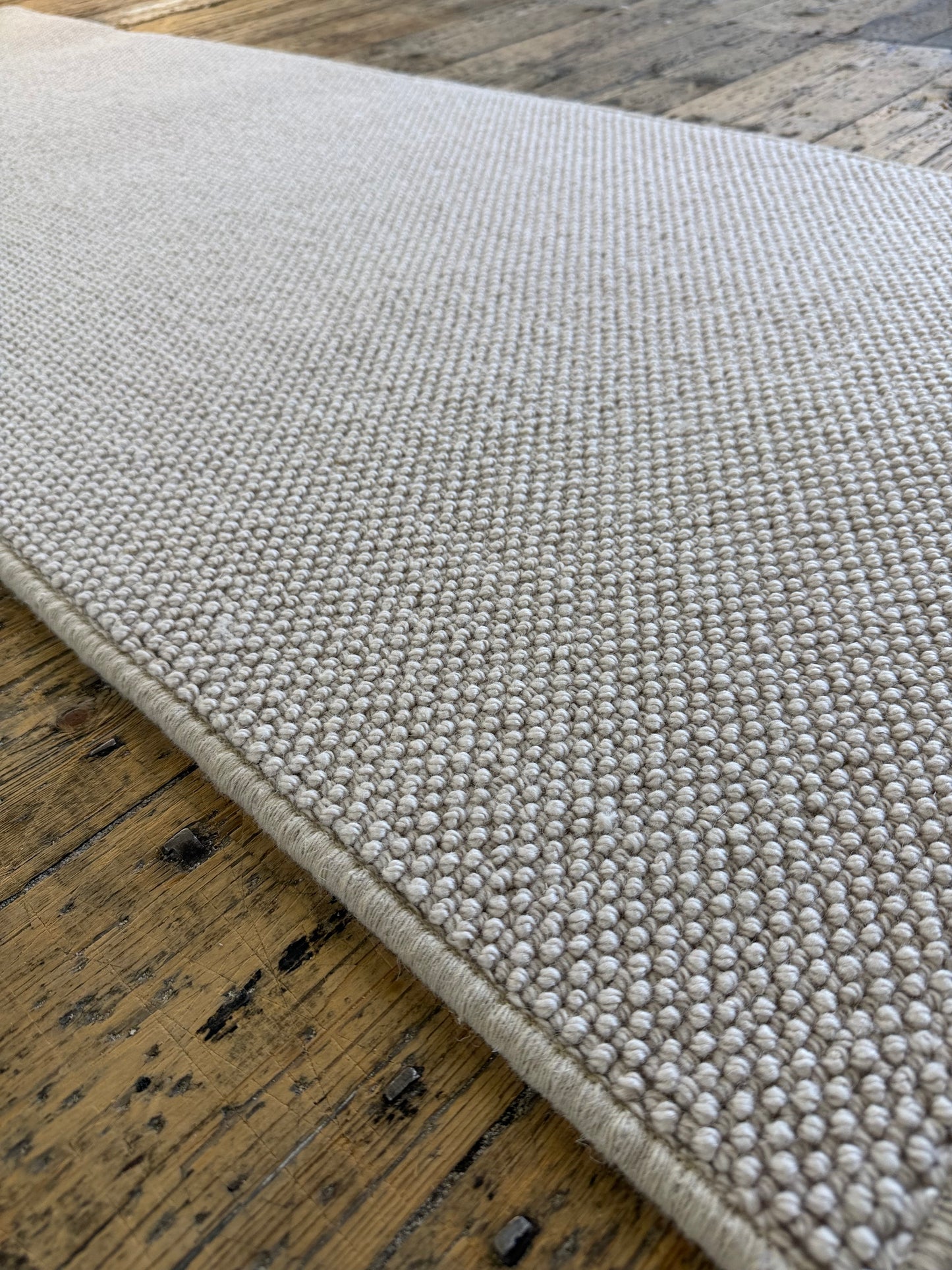 Oatridge 100% wool hallway runner 70cm x 190cm