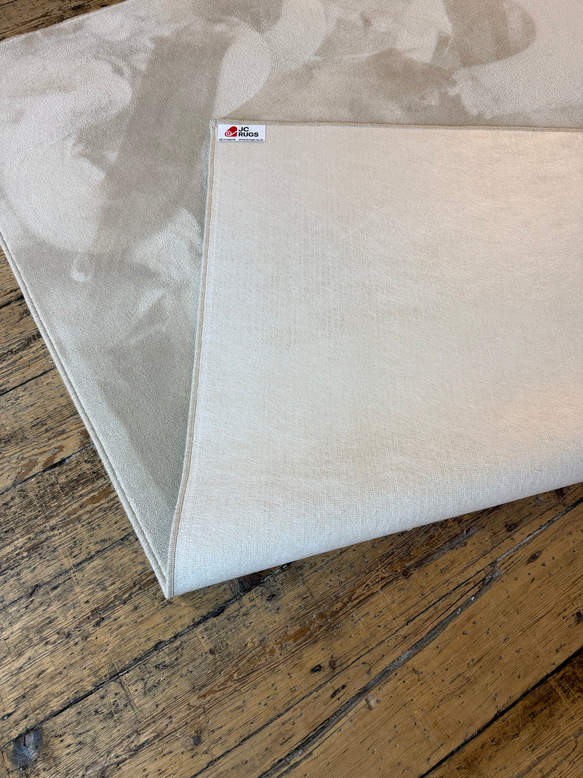 Portland 100% polypropylene rug 160cm x 230cm