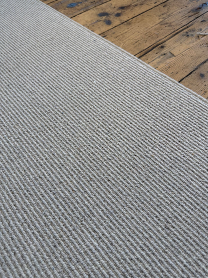 Aran 100% wool rug 200cm x 278cm