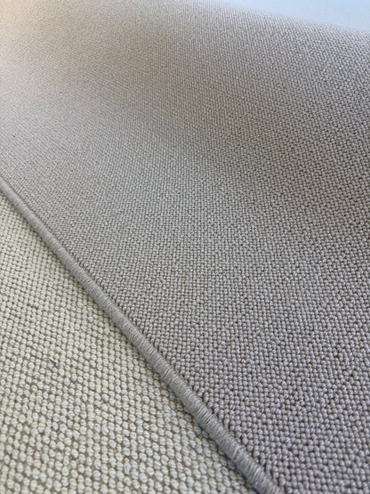 Ashdown 100% wool rug 224cm x 323cm