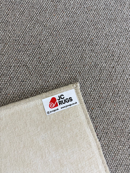 Pewter 100% wool rug 274cm x 358cm