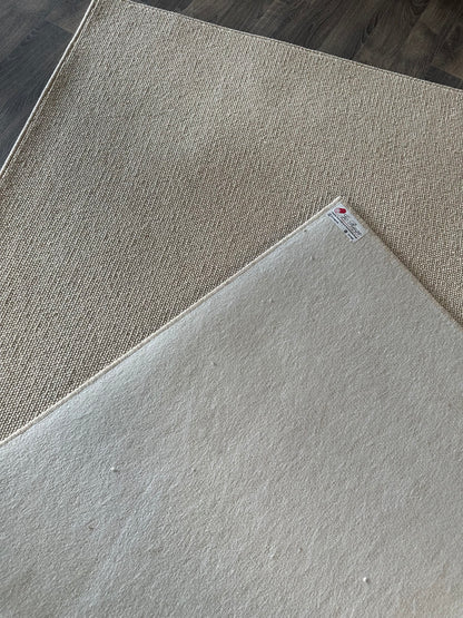 Irish Cream 100% wool rug 200cm x 300cm