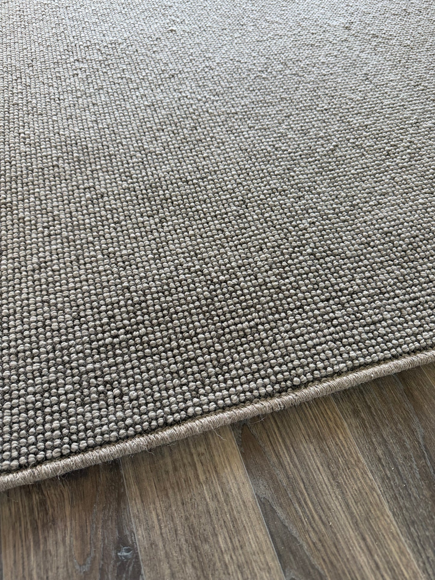 Pennine 100% wool rug 240cm x 390cm